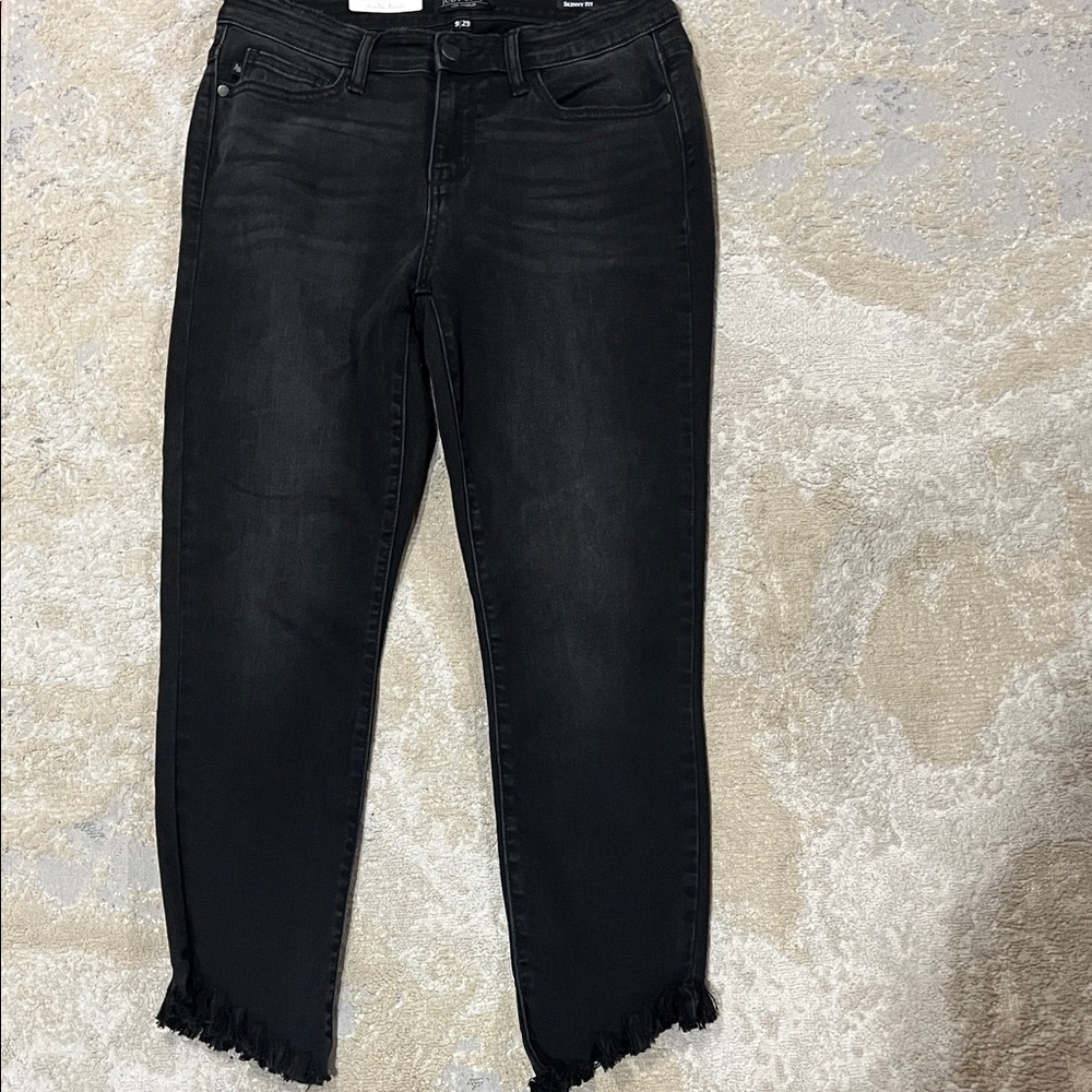 Judy Blue Jeans Black Ankle with Frayed Hem Skinny Fit